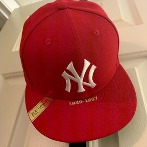 NYC cap red